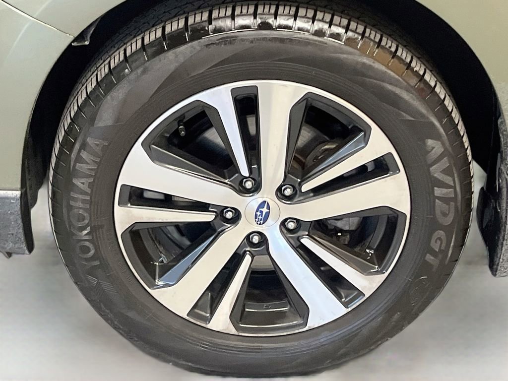 Used 2019 Subaru Outback 3.6R Limited w/ Popular Package #2 AWD/4WD image 33
