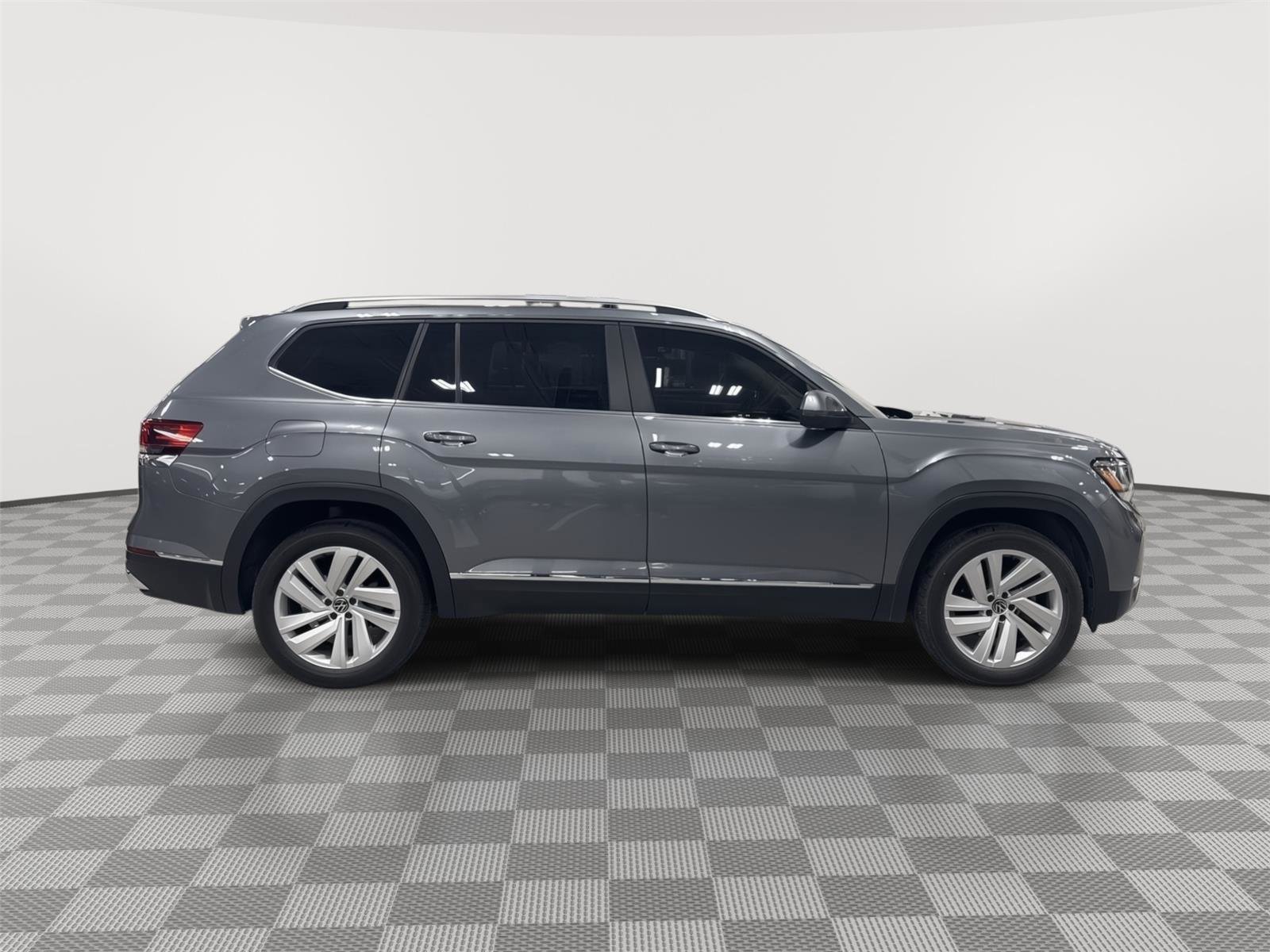Used 2021 Volkswagen Atlas SEL AWD/4WD image 9