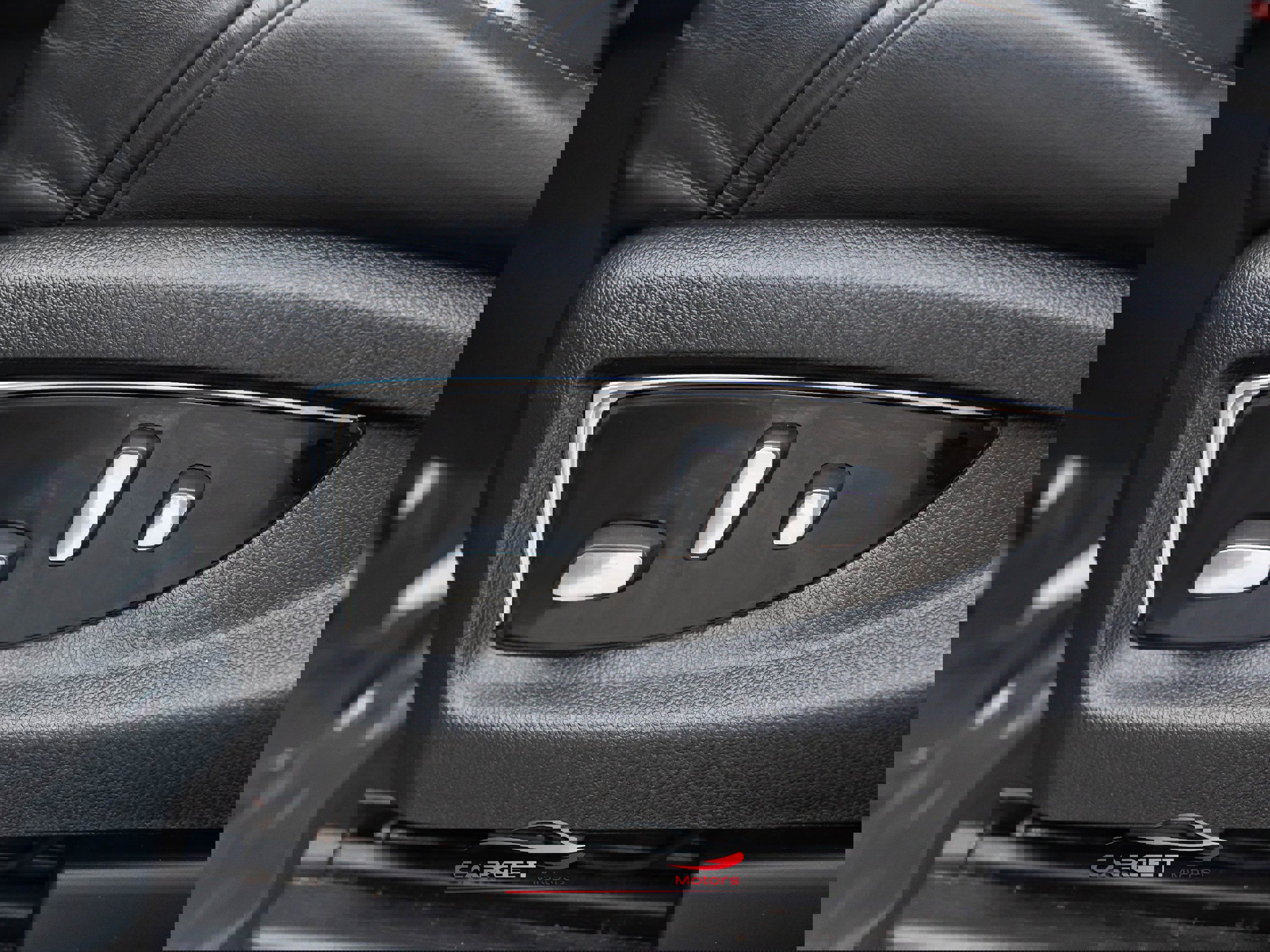 Used 2019 Cadillac Escalade Luxury image 34