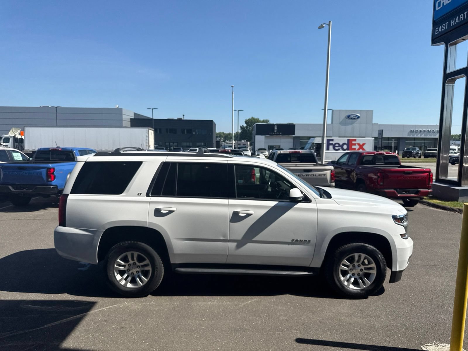 Used 2019 Chevrolet Tahoe LT w/ Luxury Package AWD/4WD image 5