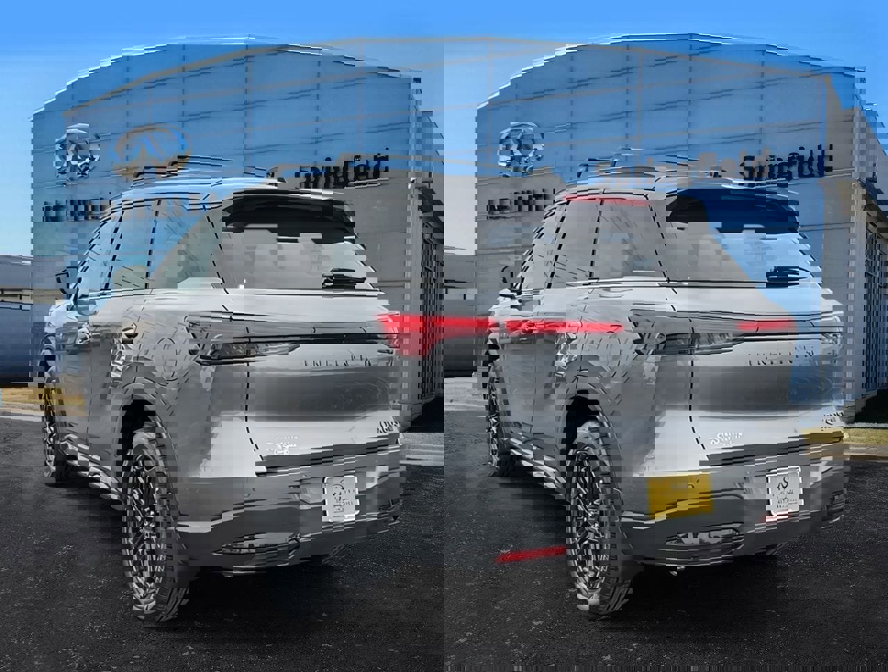 New 2026 INFINITI QX60 Sport w/ Dark Cargo Package image 4