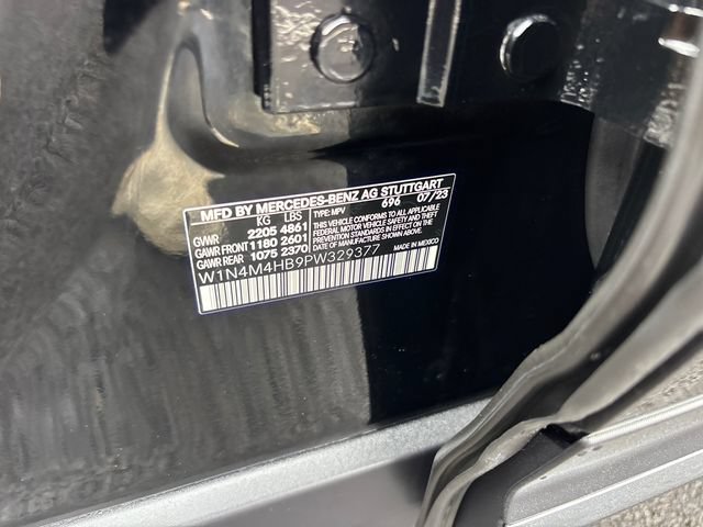 Used 2023 Mercedes-Benz GLB 250 4MATIC image 35