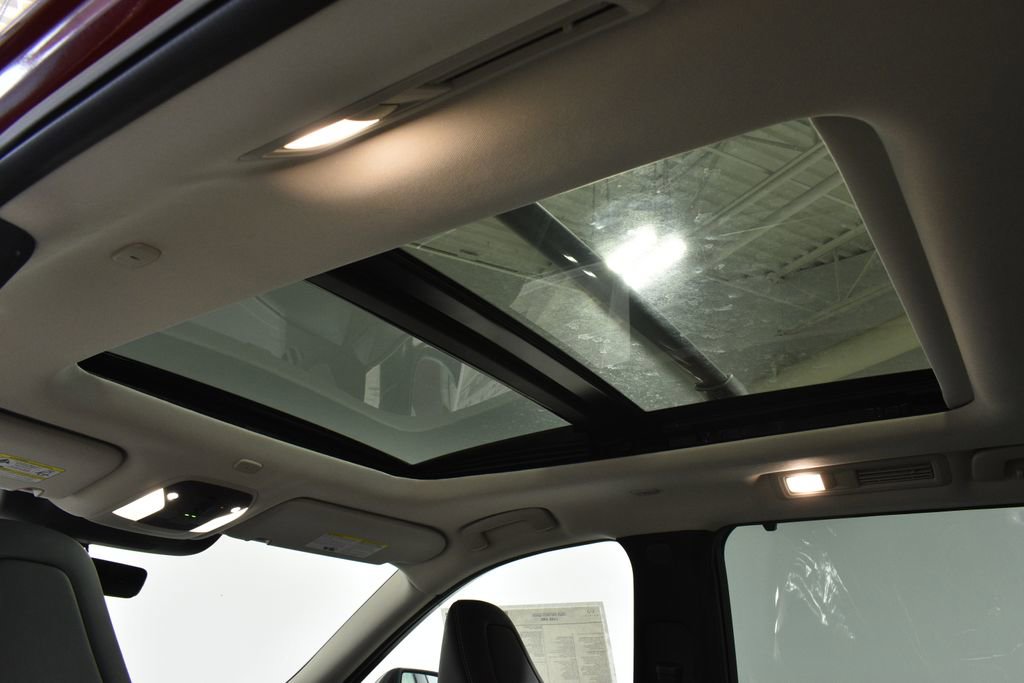 New 2026 INFINITI QX60 Luxe w/ Family Package image 32