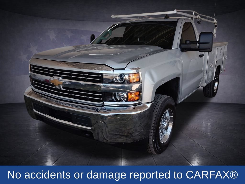 Used 2018 Chevrolet Silverado 2500 W/T RWD image 2