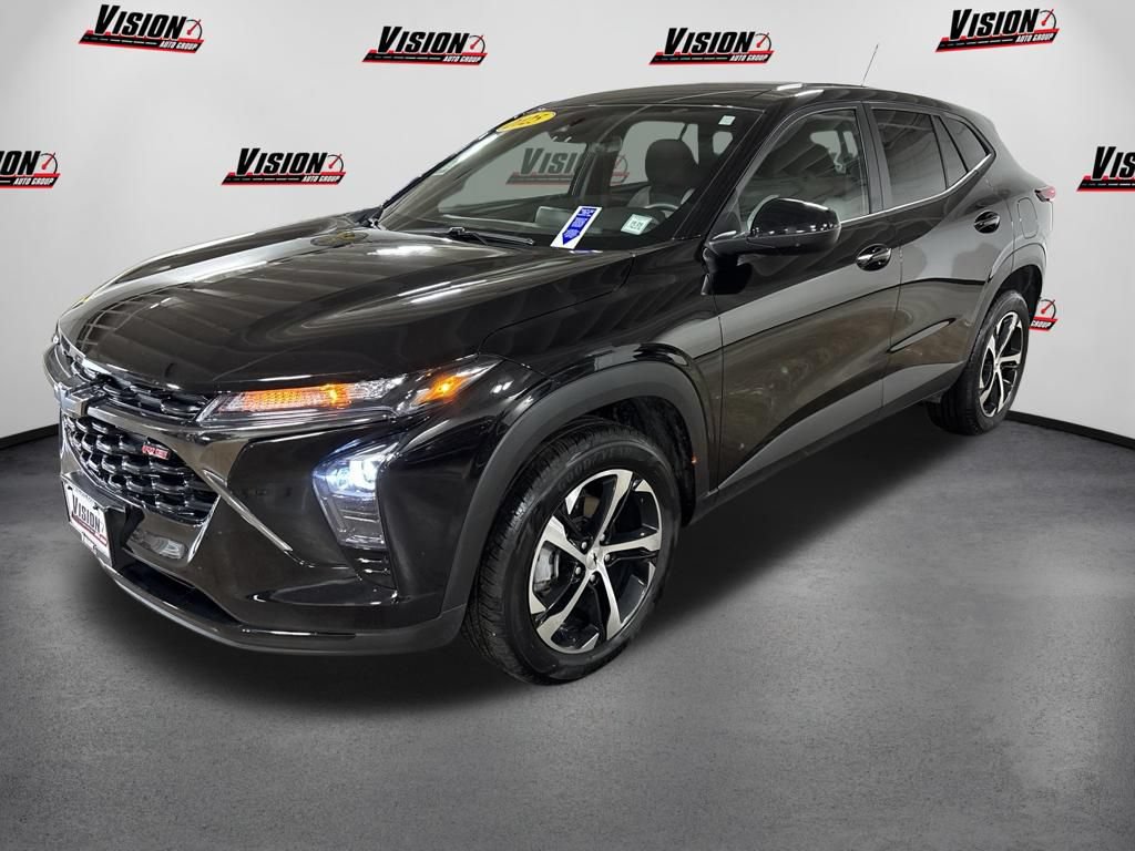 Used 2025 Chevrolet Trax RS