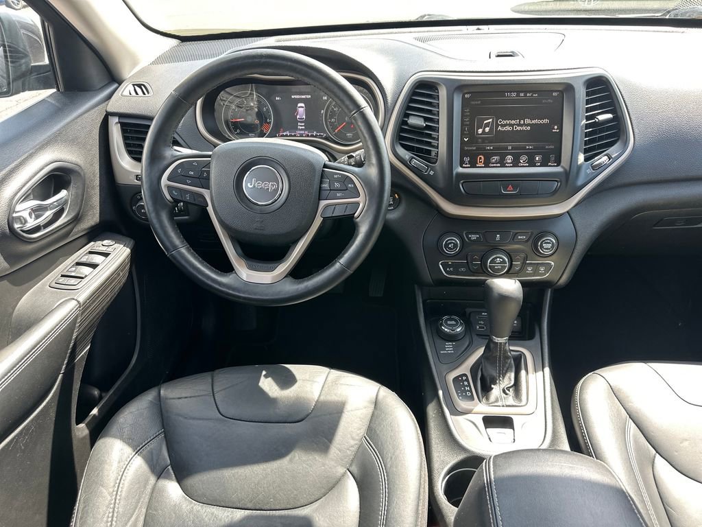 Used 2015 Jeep Cherokee Limited image 15