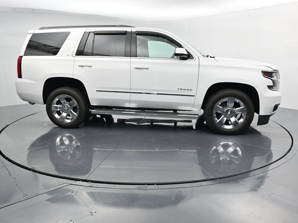Used 2017 Chevrolet Tahoe LT w/ LT Signature Package AWD/4WD image 9