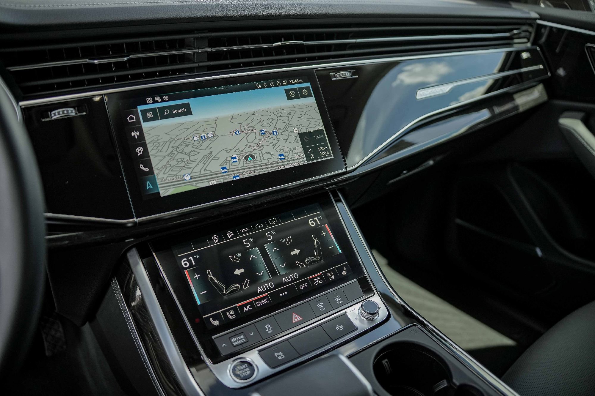 Certified 2024 Audi Q8 Premium Plus w/ Premium Plus Package image 17