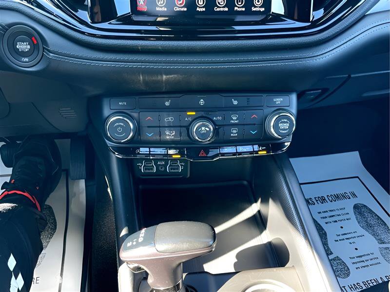 Used 2022 Dodge Durango GT image 19