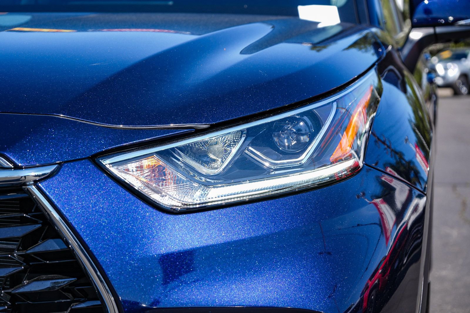 Certified 2025 Toyota Highlander Limited image 5