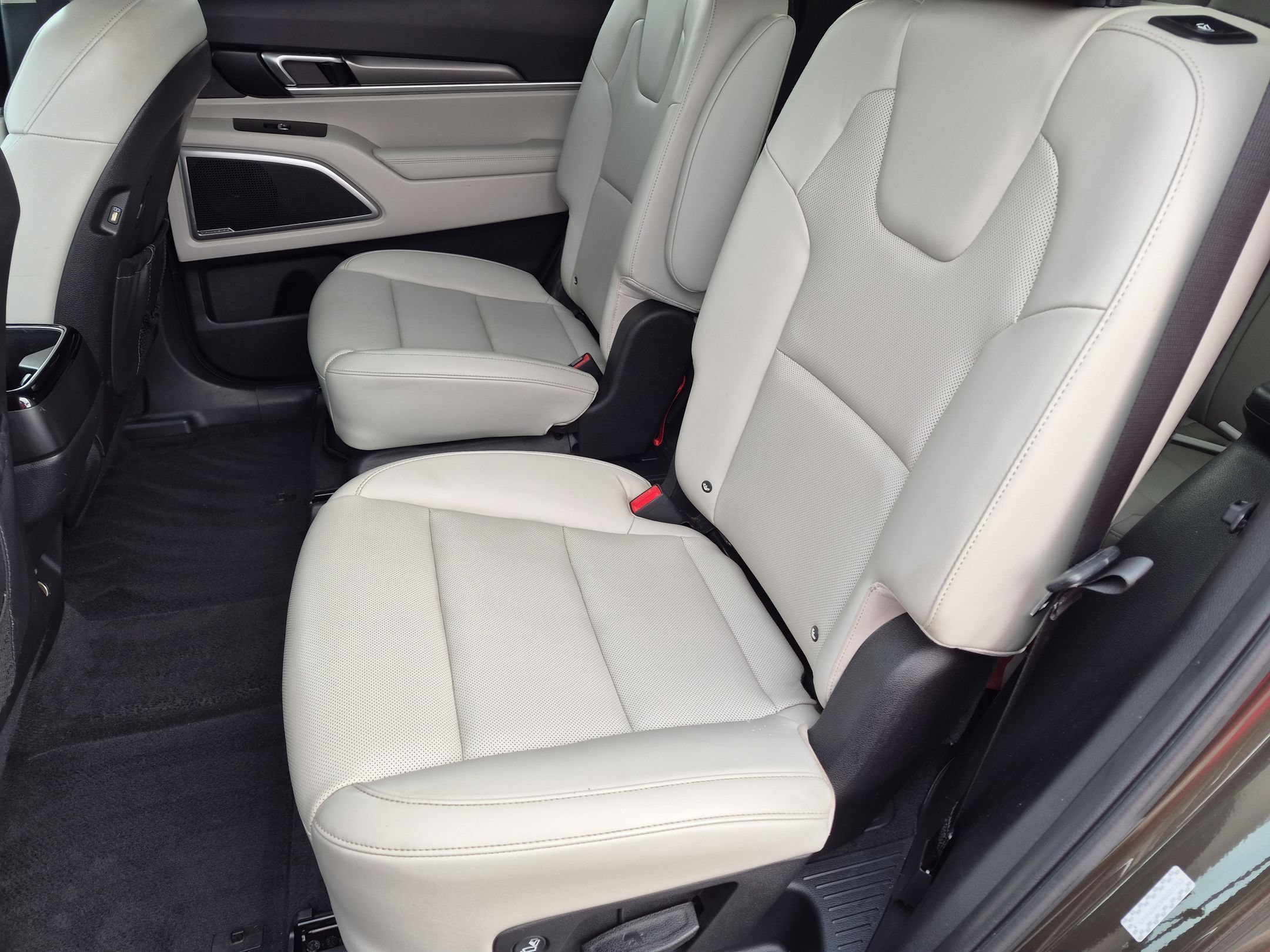 Used 2022 Kia Telluride S AWD/4WD image 25