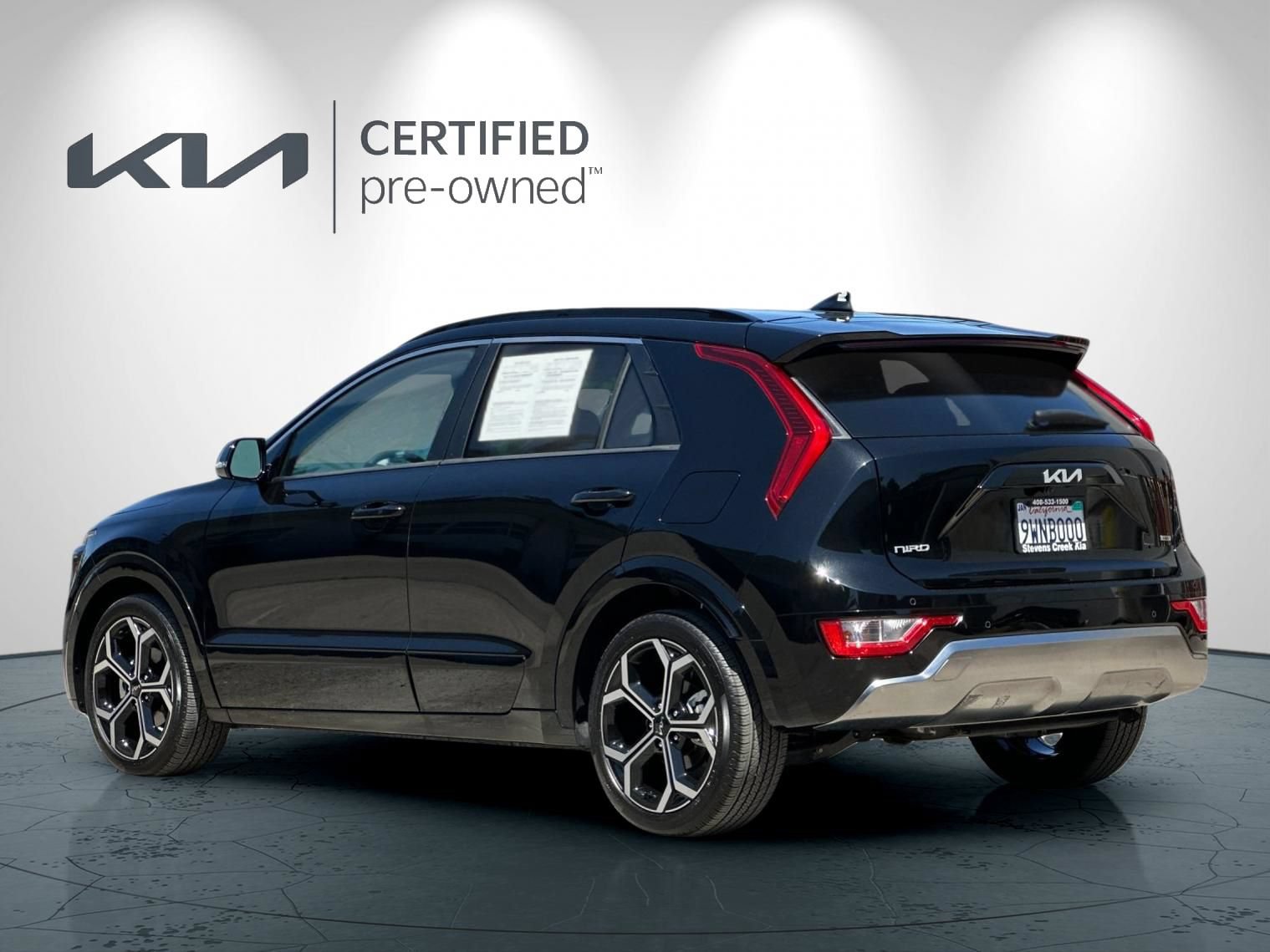 Certified 2025 Kia Niro EX Touring FWD image 6