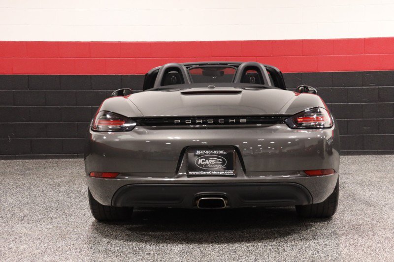 Used 2017 Porsche 718 Boxster RWD image 26