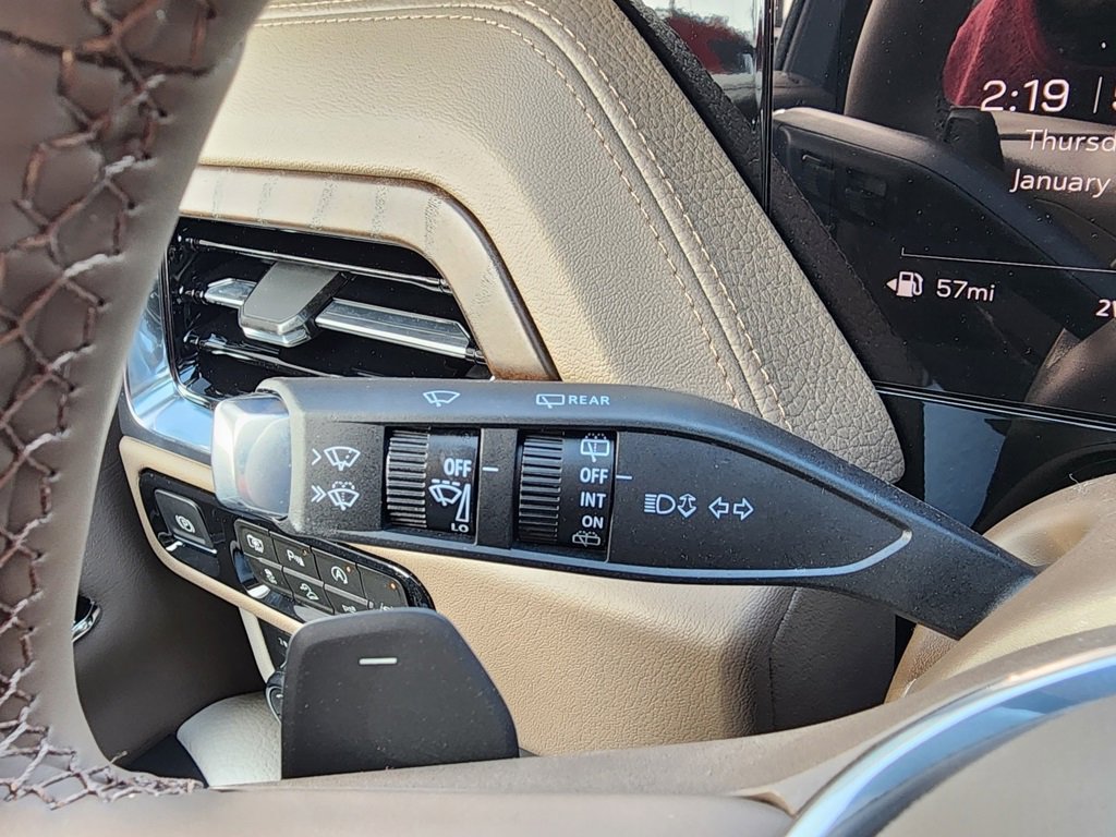 New 2026 GMC Yukon XL Denali w/ Denali Reserve Package image 23