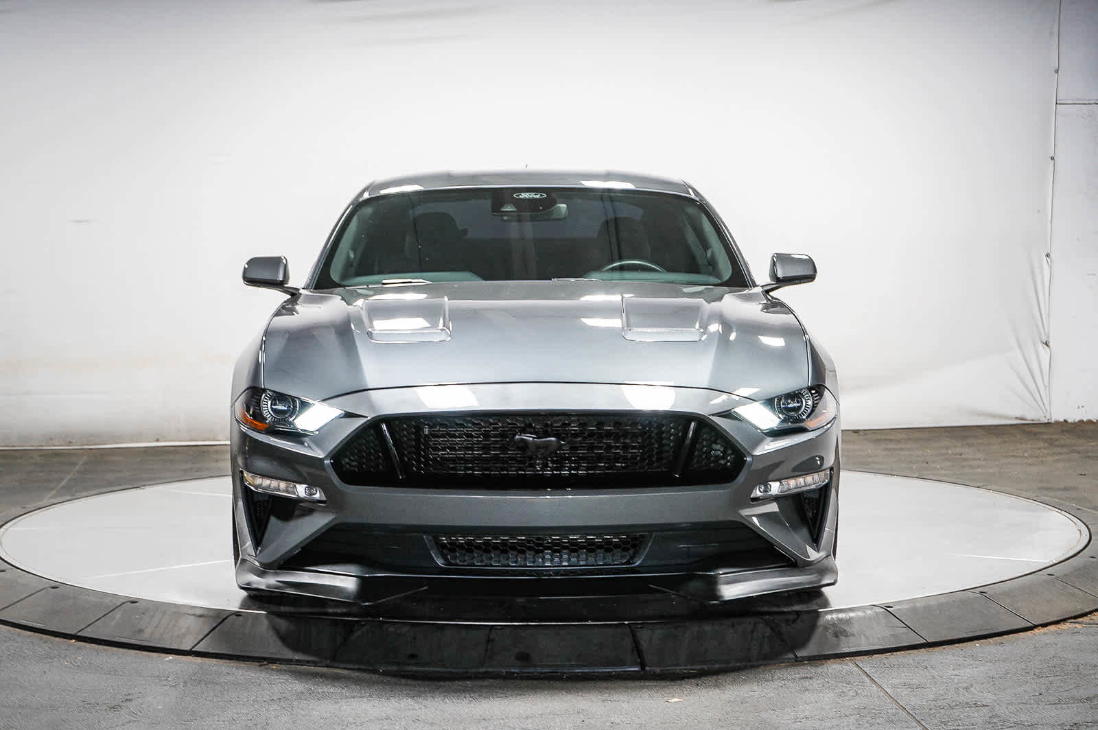 Used 2023 Ford Mustang GT image 3