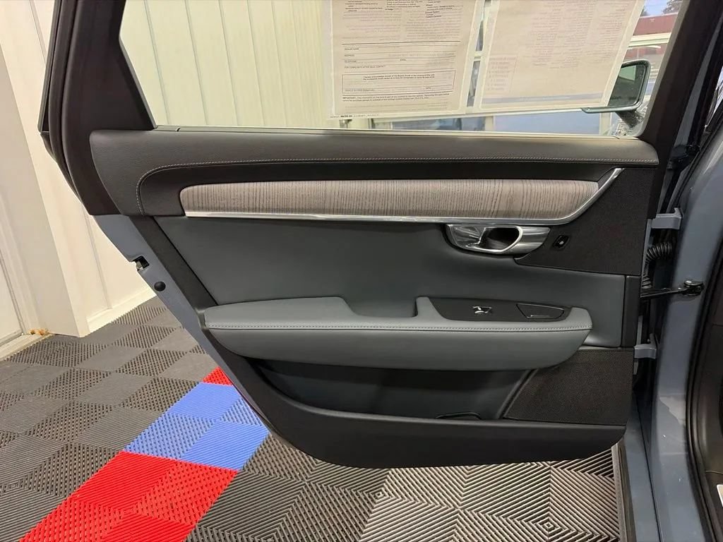 Used 2021 Volvo S90 T6 Inscription AWD/4WD image 11