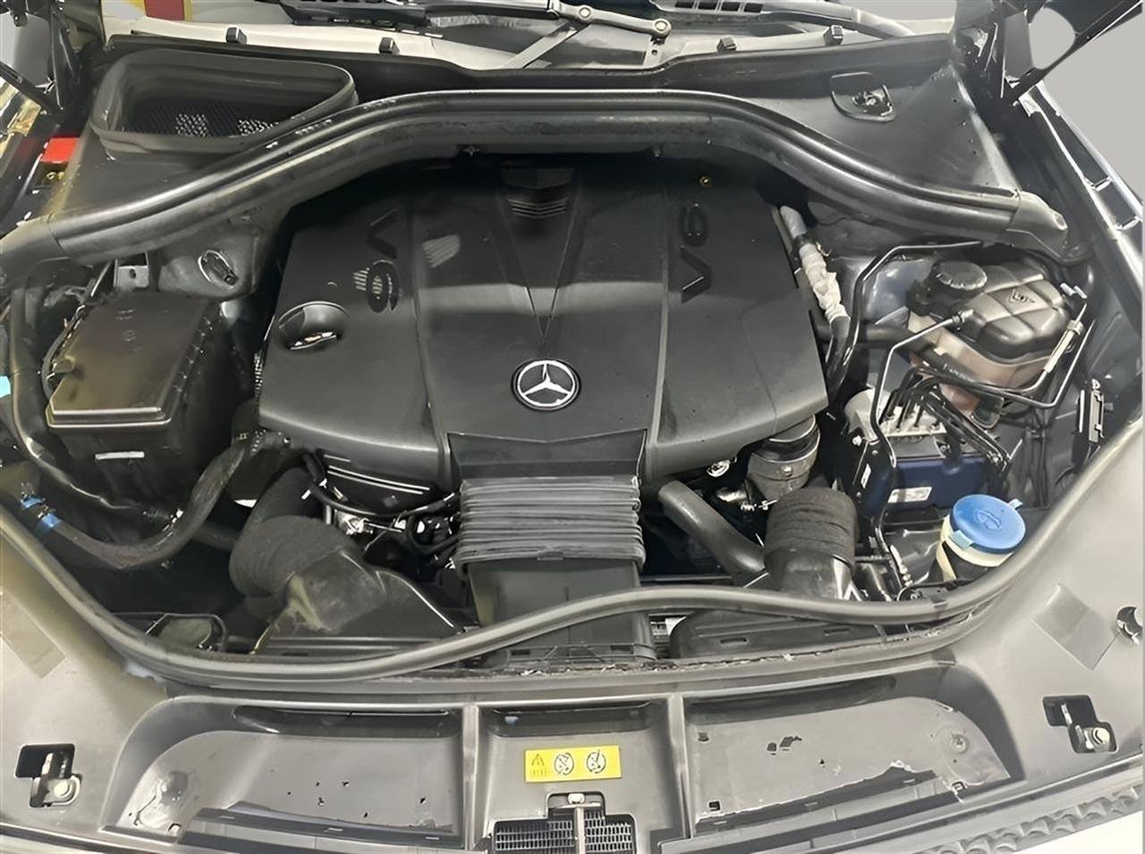 Used 2016 Mercedes-Benz GL 320 BlueTEC 4MATIC image 29