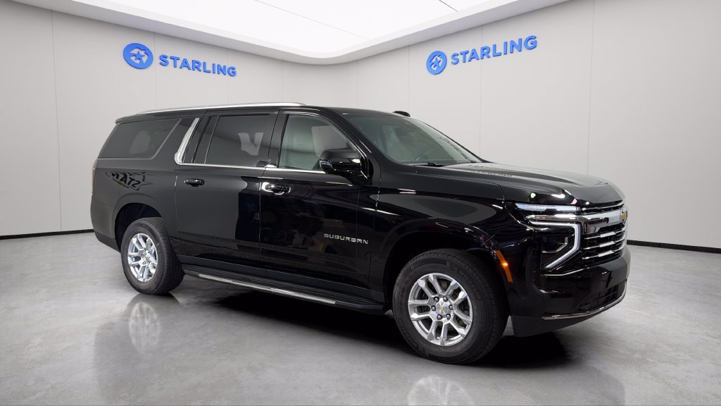 Used 2026 Chevrolet Suburban LT w/ Comfort Package AWD/4WD image 14