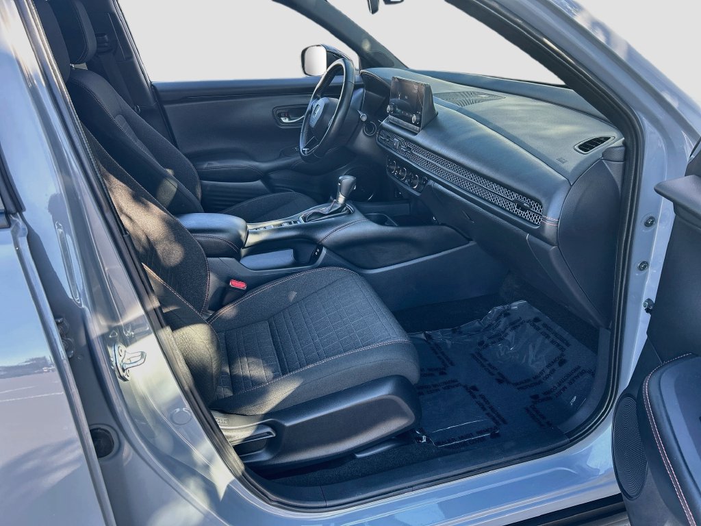 Certified 2025 Honda HR-V Sport image 26