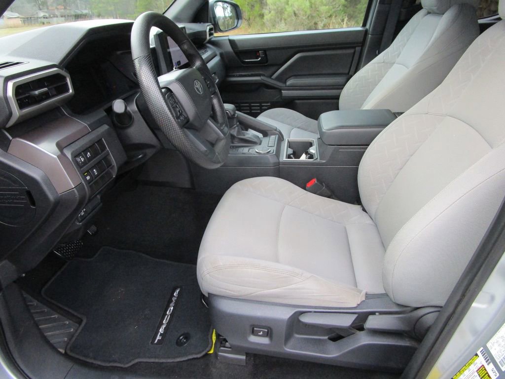 Used 2024 Toyota Tacoma SR5 image 17