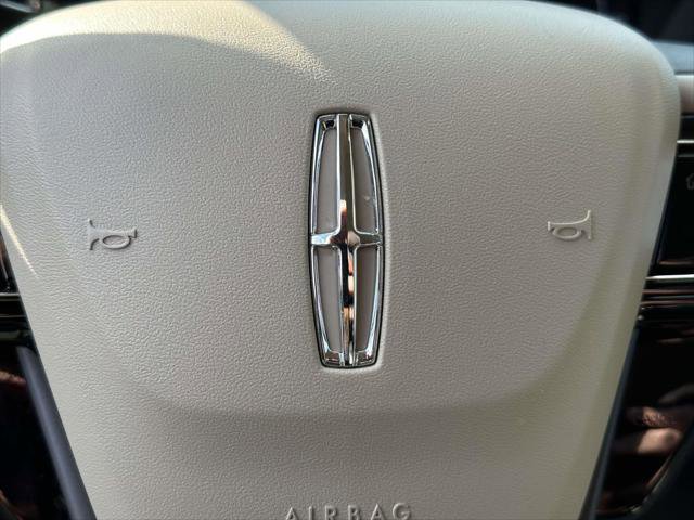 Used 2022 Lincoln Corsair AWD w/ Equipment Group 101A image 22