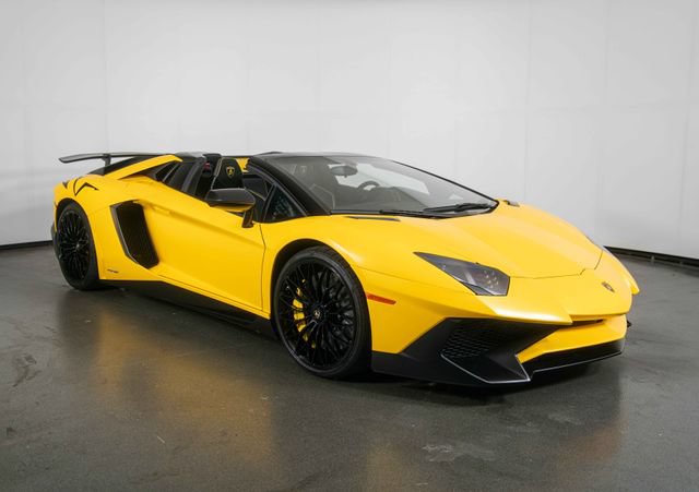 Used 2016 Lamborghini Aventador LP 750-4 Superveloce AWD/4WD image 1