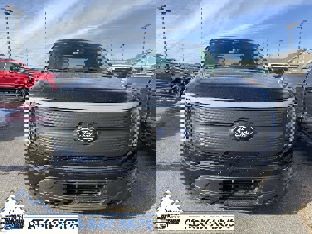 New 2025 Ford F150 Lightning Flash image 28