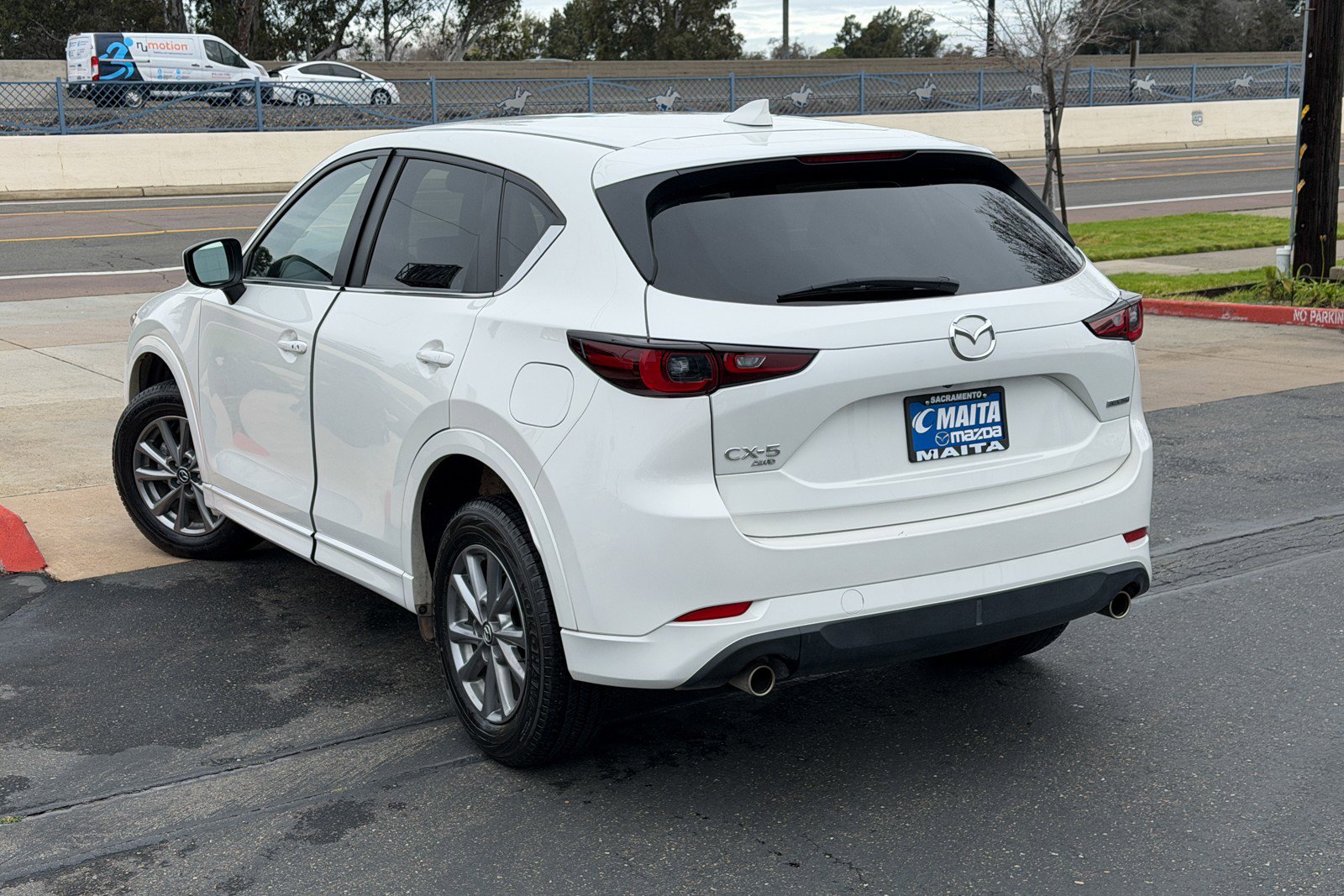 Certified 2025 MAZDA CX-5 AWD 2.5 S w/ Preferred Package image 7