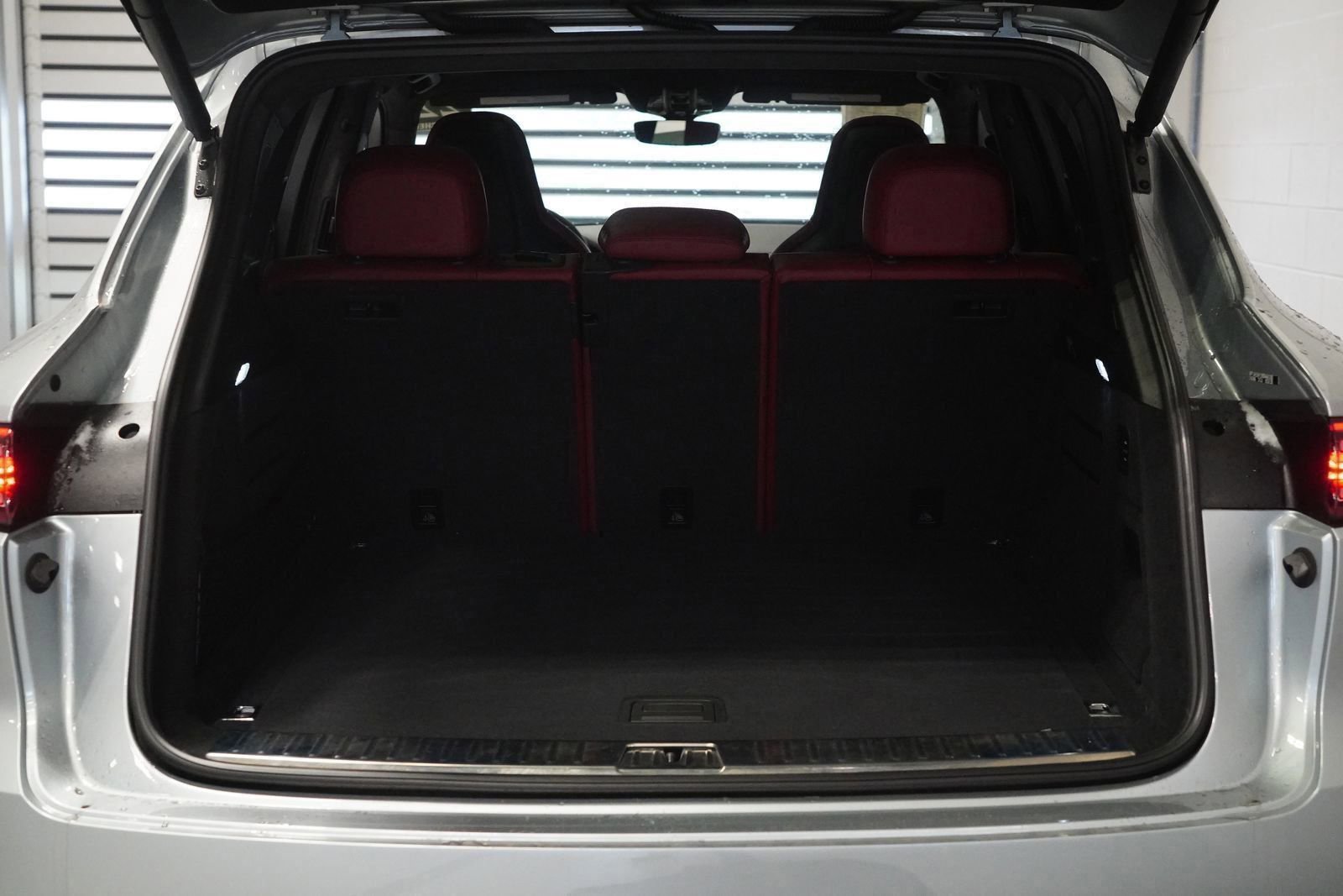 Used 2022 Porsche Cayenne Turbo S image 35