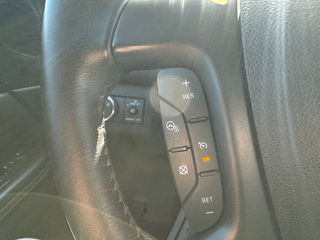 Used 2017 Buick Enclave Premium AWD/4WD image 15