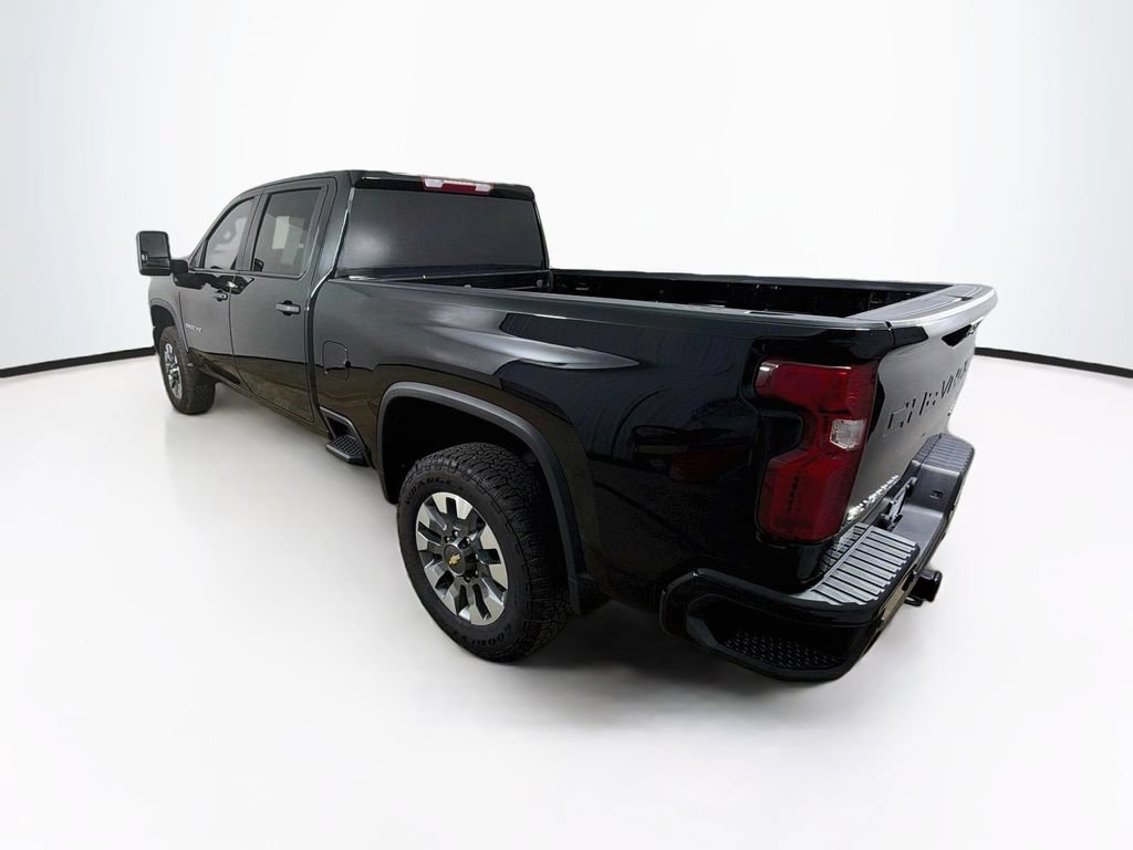 Used 2025 Chevrolet Silverado 2500 Custom w/ Custom Value Package AWD/4WD image 7