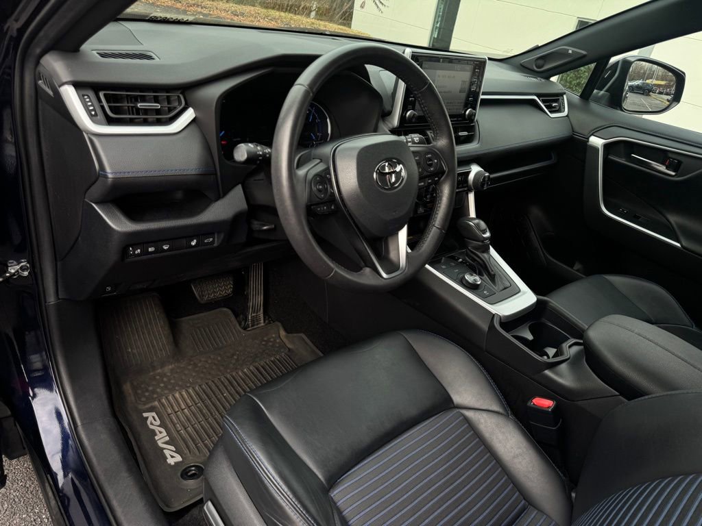Used 2020 Toyota RAV4 XSE image 9