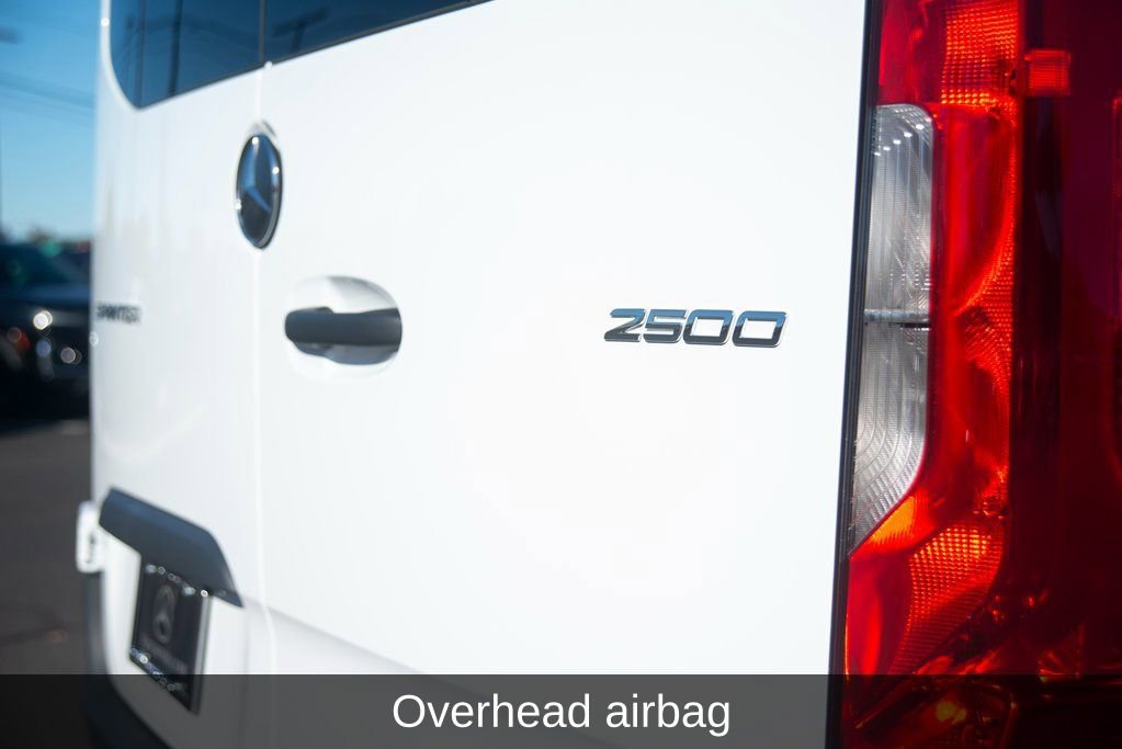 Used 2025 Mercedes-Benz Sprinter 2500 image 19