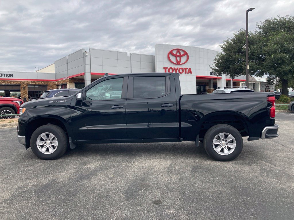 Used 2026 Chevrolet Silverado 1500 LT RWD image 8