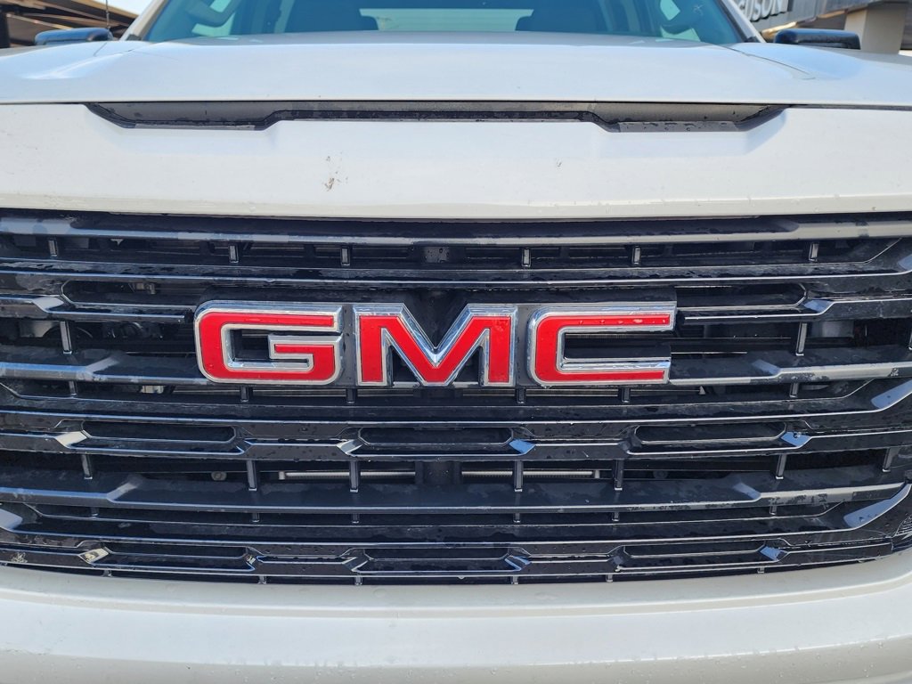 New 2026 GMC Sierra 1500 Elevation image 10
