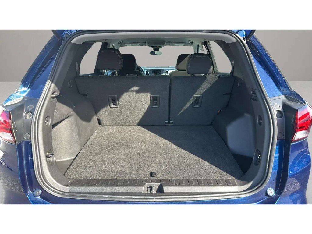 Used 2023 Chevrolet Equinox LS w/ LS Convenience Package FWD image 9