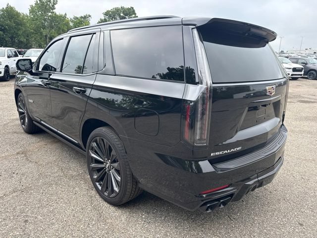 Certified 2026 Cadillac Escalade V w/ LPO, Floor Liner Package AWD/4WD image 5