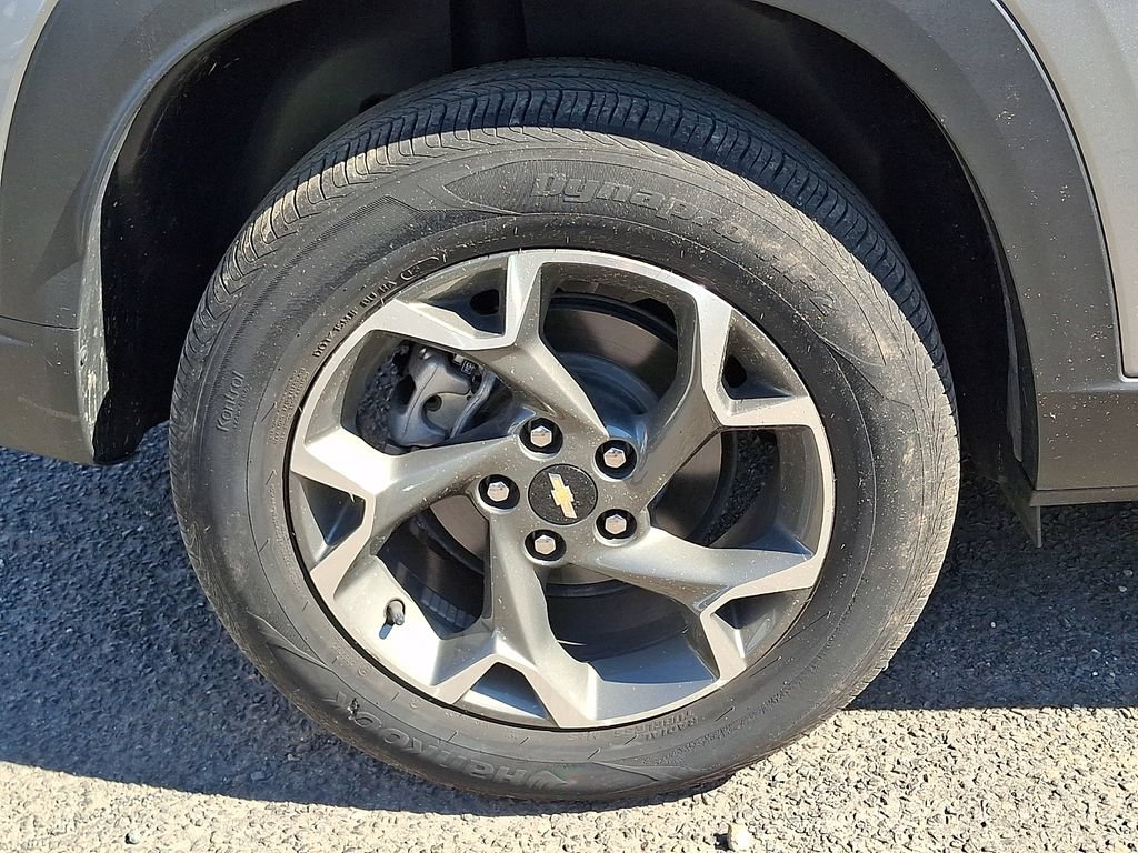 Used 2024 Chevrolet Trax LT FWD image 31