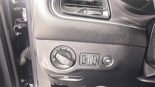 Used 2016 Dodge Challenger R/T Scat Pack image 28