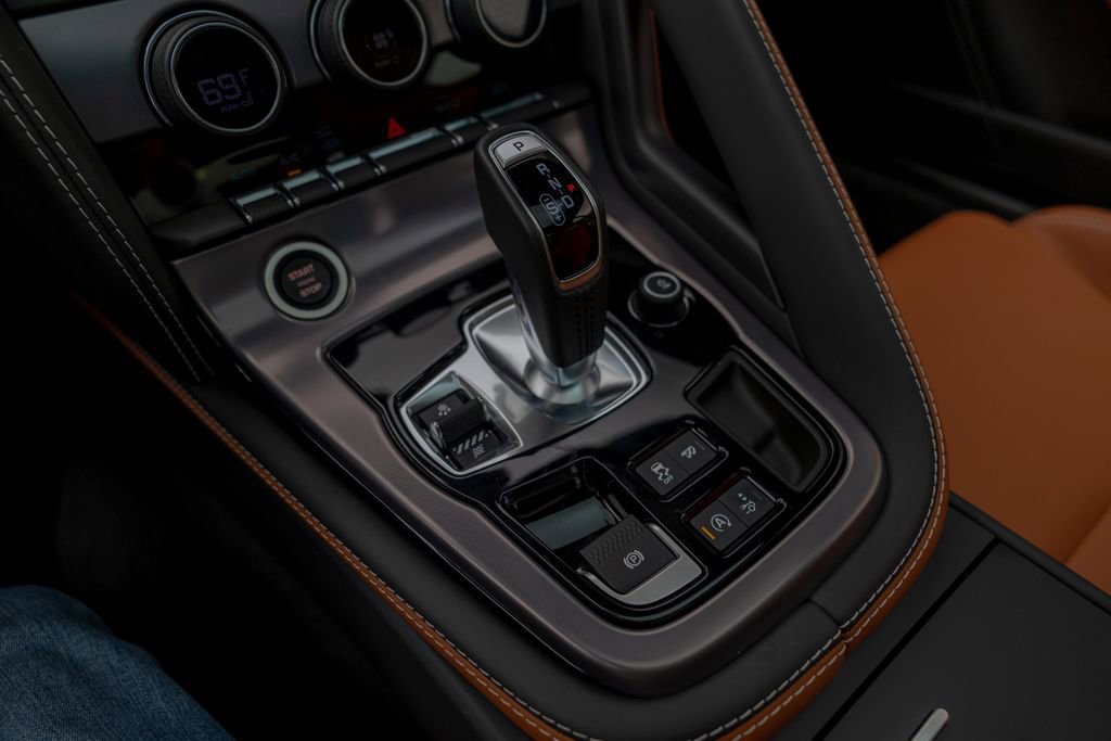 Used 2024 Jaguar F-TYPE R AWD/4WD image 36