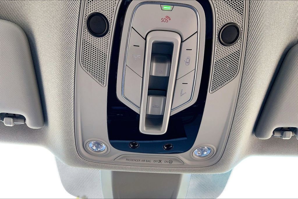 Used 2022 Audi Q5 2.0T Premium w/ Convenience Package image 37