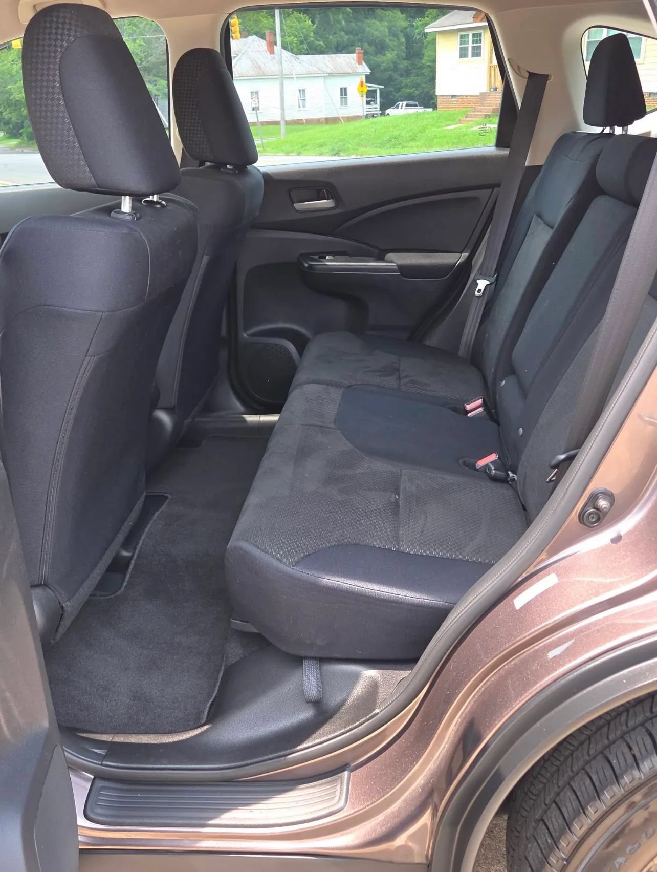 Used 2015 Honda CR-V LX image 11