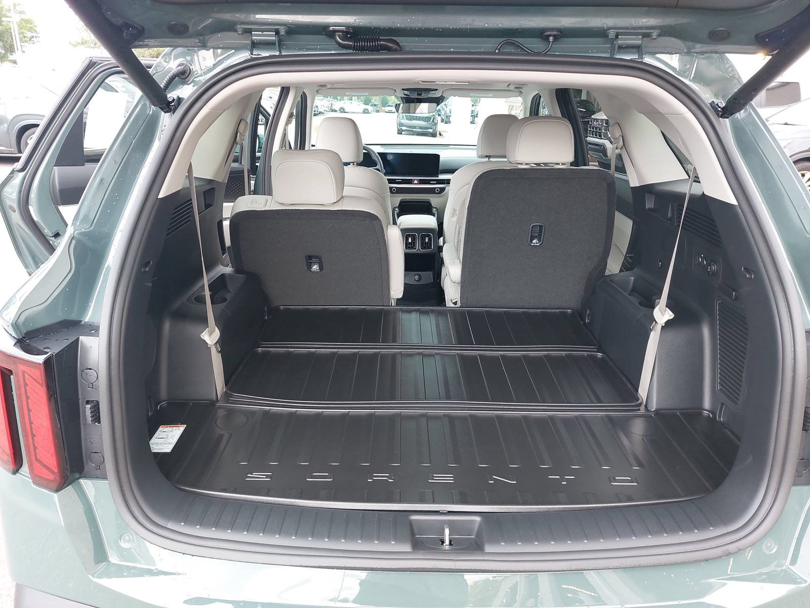 New 2026 Kia Sorento EX w/ EX Premium Package FWD image 12