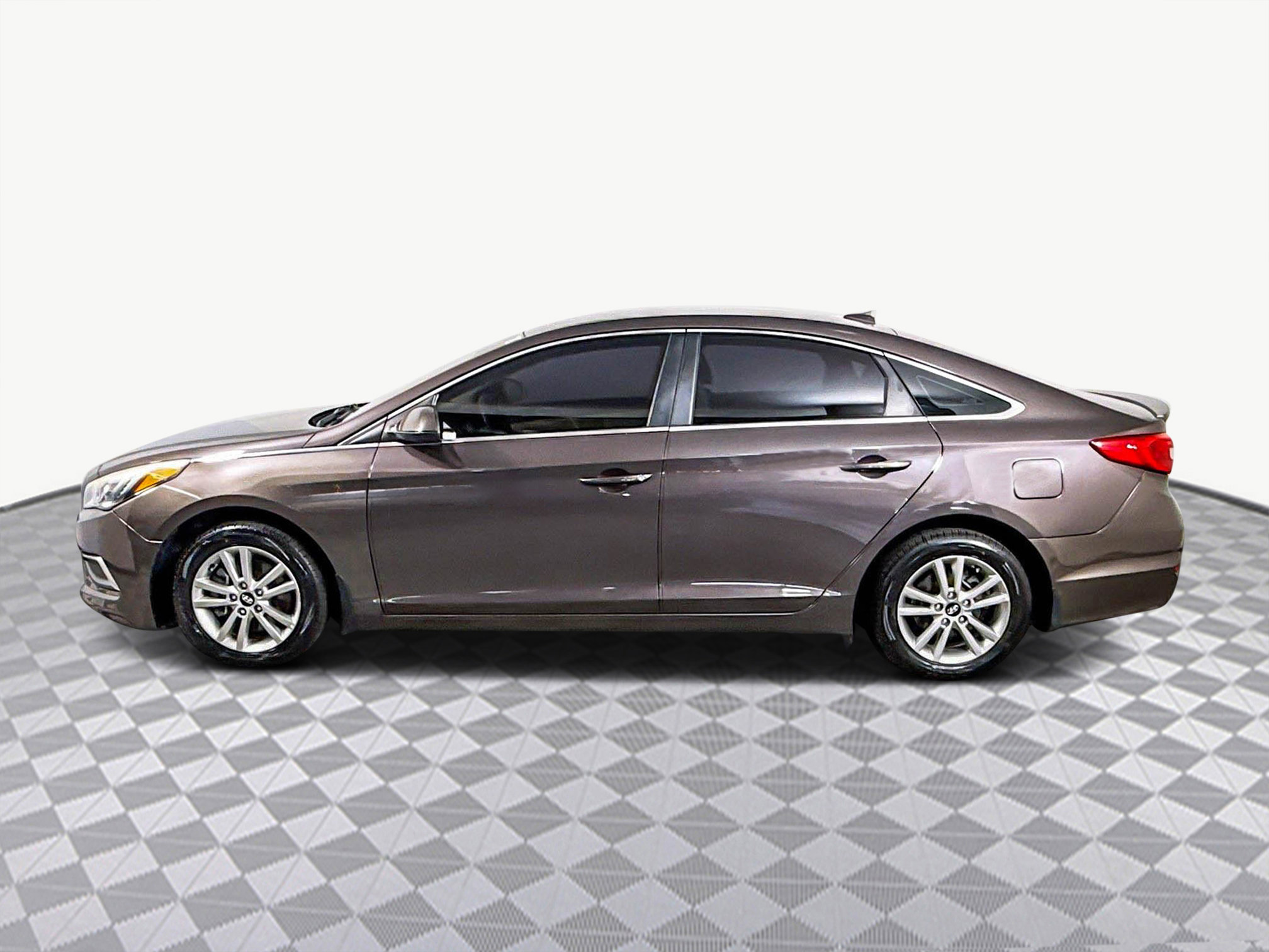 Used 2017 Hyundai Sonata ECO image 6