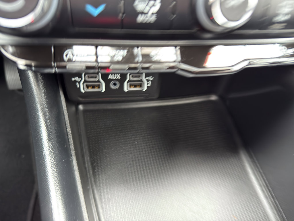 Used 2024 Dodge Durango GT image 21