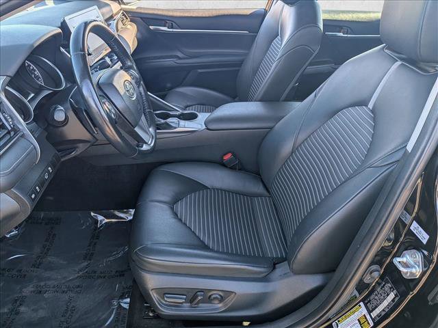 Used 2023 Toyota Camry SE image 14