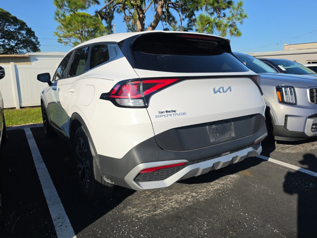 Certified 2024 Kia Sportage EX FWD image 12