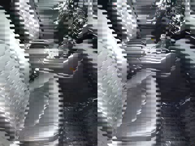 Used 2023 Toyota Highlander XLE image 14