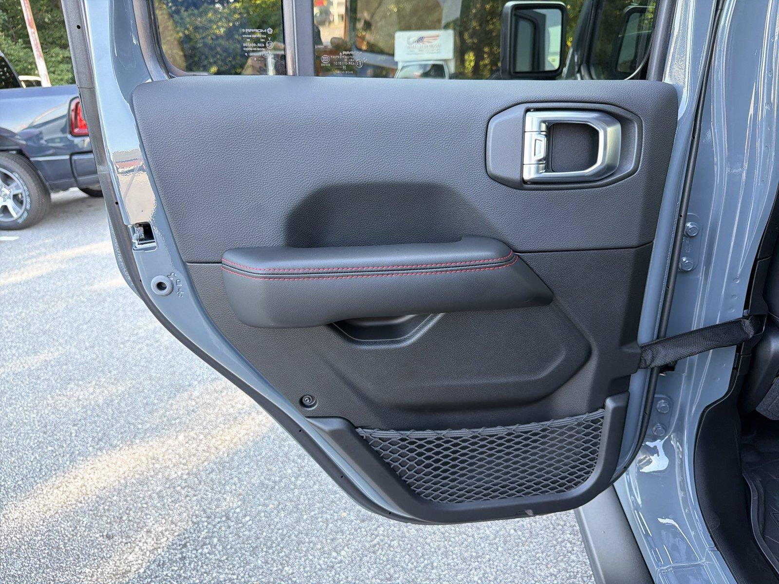 New 2026 Jeep Wrangler Unlimited Rubicon AWD/4WD image 20