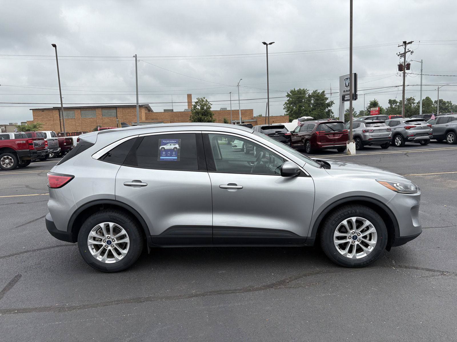 Used 2021 Ford Escape SE w/ Convenience Package FWD image 26